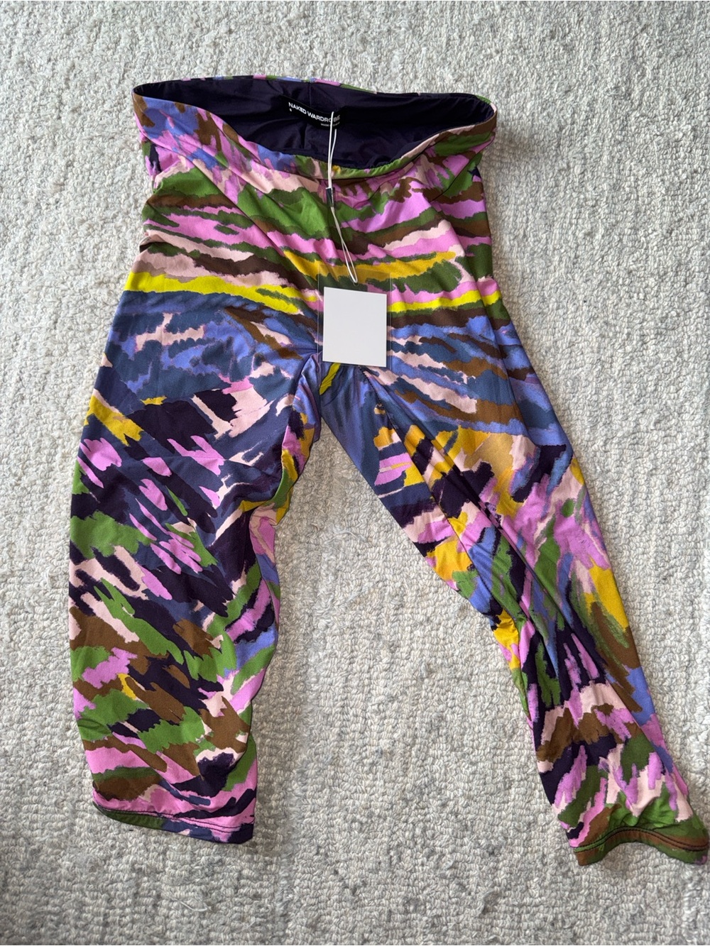 NAKED PRINT CAPRI LEGGING - Picture 5 of 6